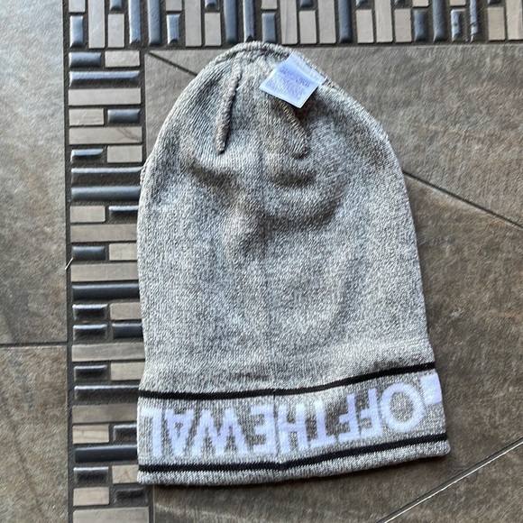 Vans Men’s - Women’s VNOA7UDFGRH
STACKTON STRIPE
OS Beanie - Picture 6 of 16